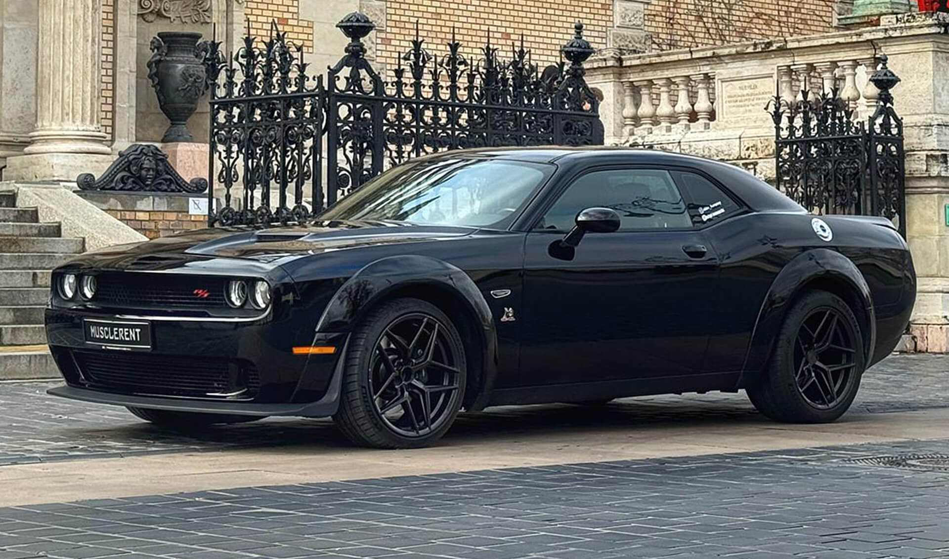 Dodge Challenger