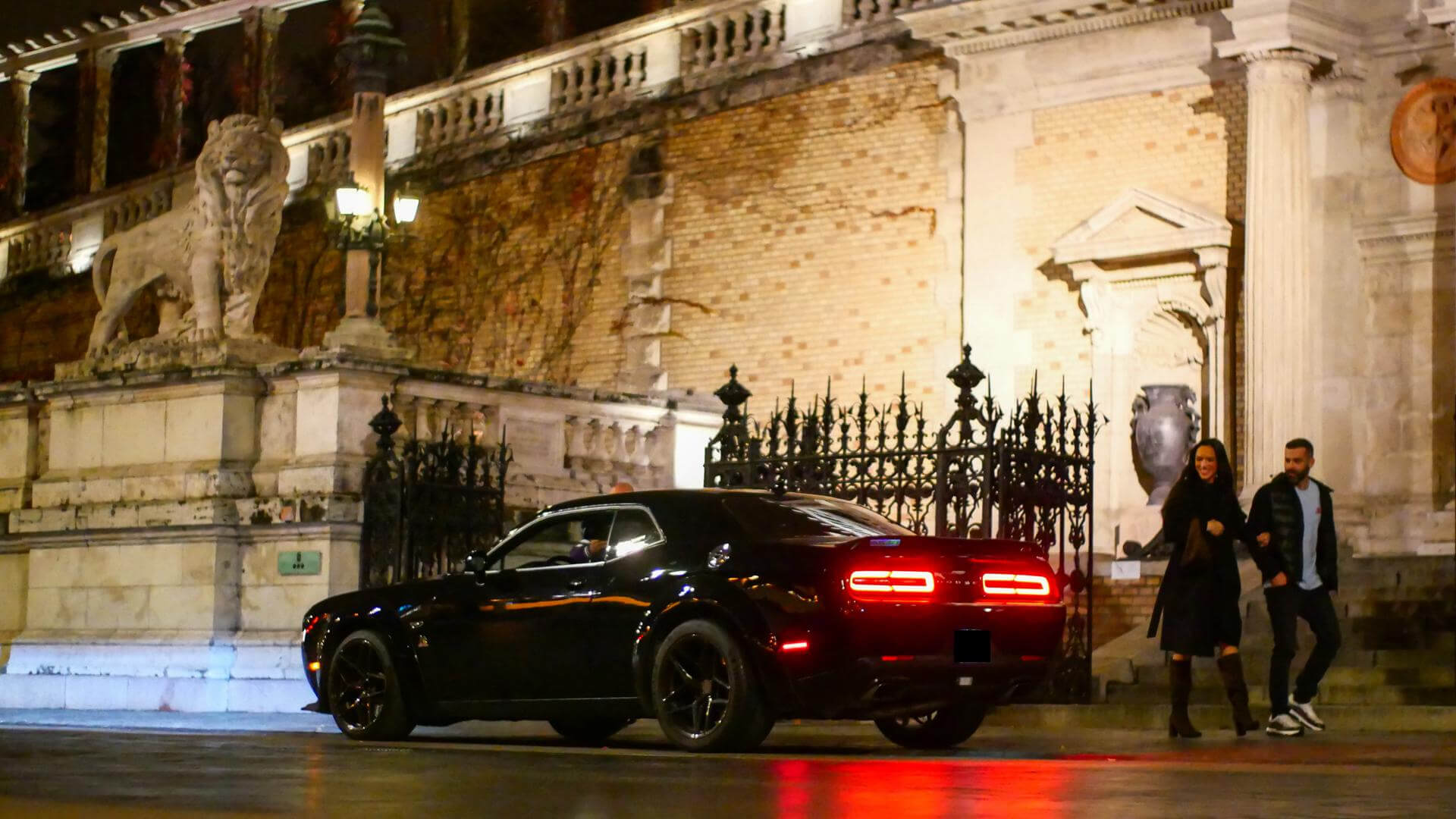 Dodge Challanger Night Ride