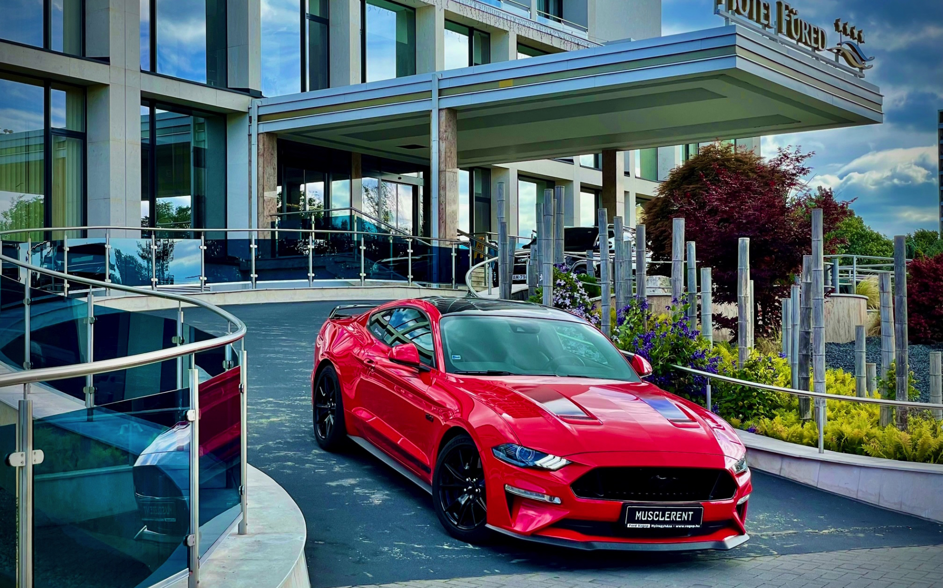 Nyaralás Mustang GT-vel!